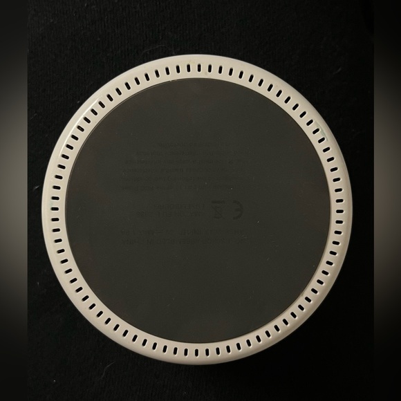 Amazon Echo Dot 2nd generation - Picture 2 of 4